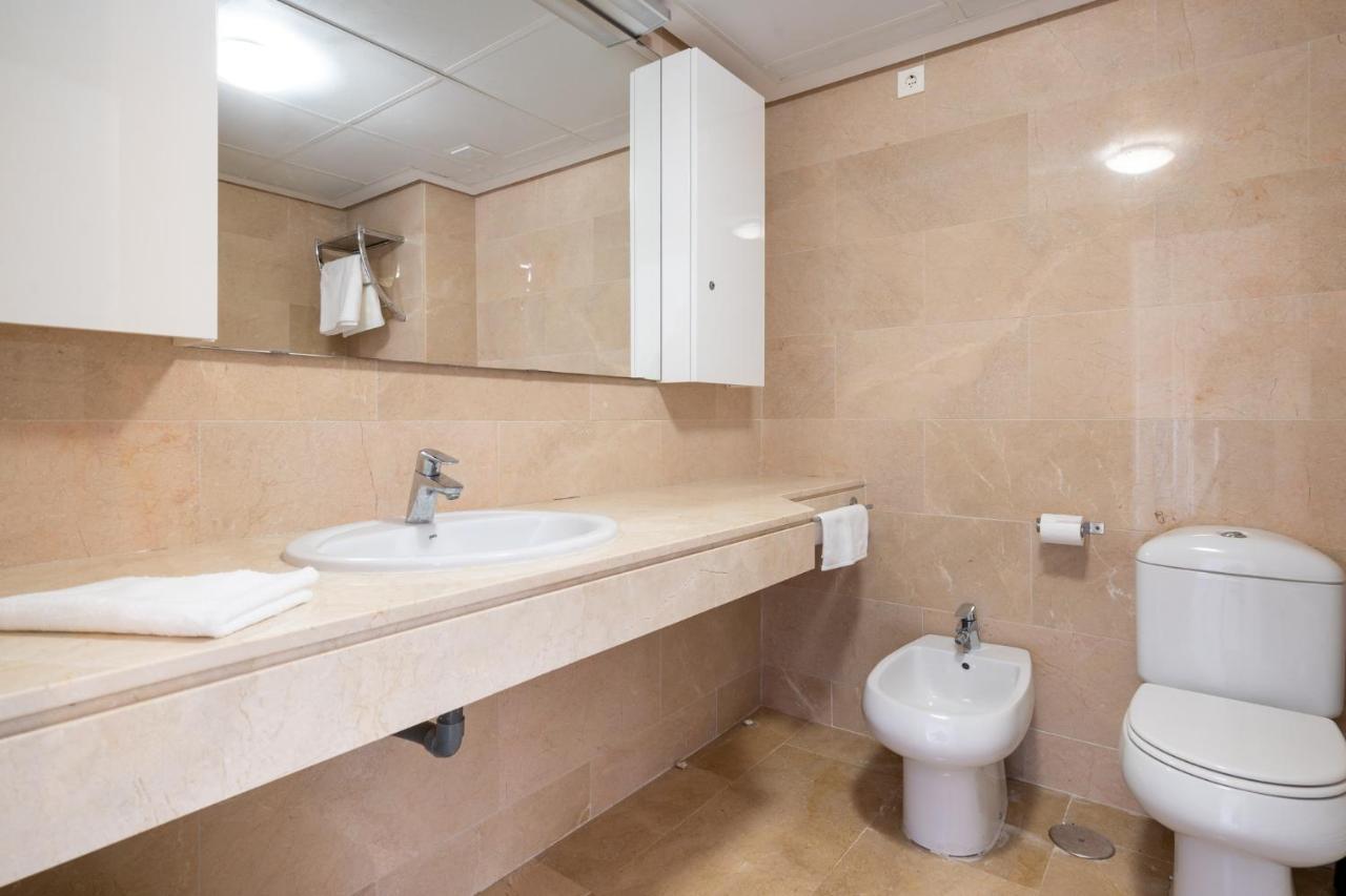 9 Penthouse With Amazing Sea Views, Close To Golf Manilva Duquesa Экстерьер фото