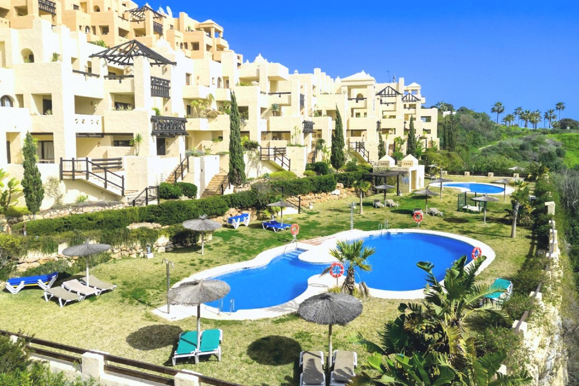 9 Penthouse With Amazing Sea Views, Close To Golf Manilva Duquesa Экстерьер фото